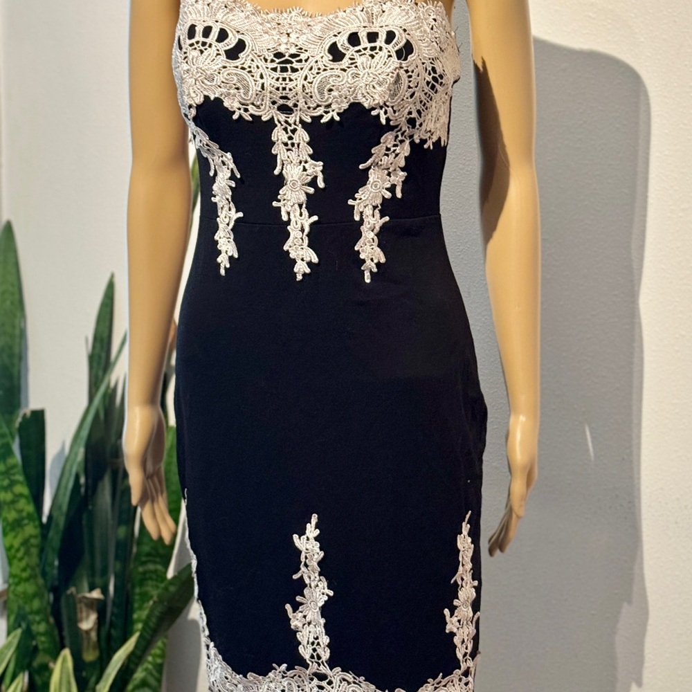 Haute Monde Black and White Spaghetti Strap Sheath Dress